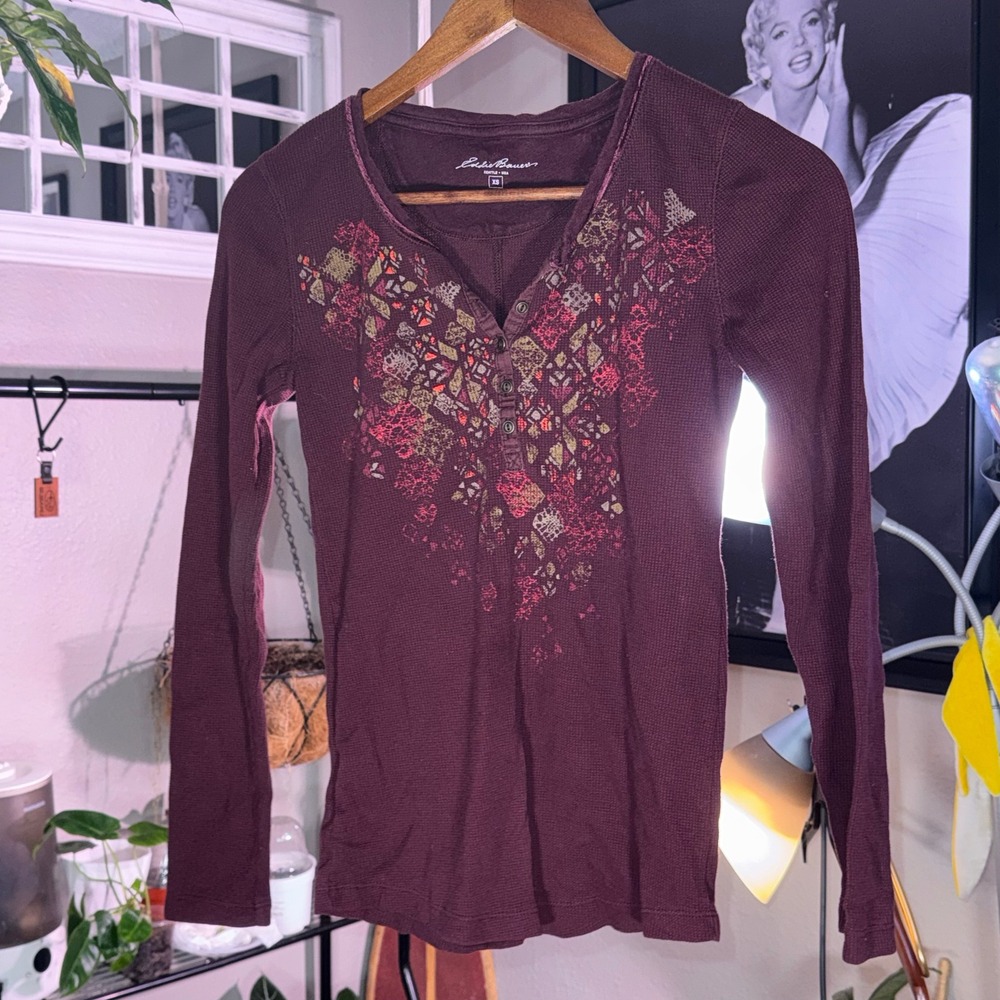 Eddie Bauer Henley Women XS Burgundy Excellent Waffle Knit Graphic‎ Thermal Top